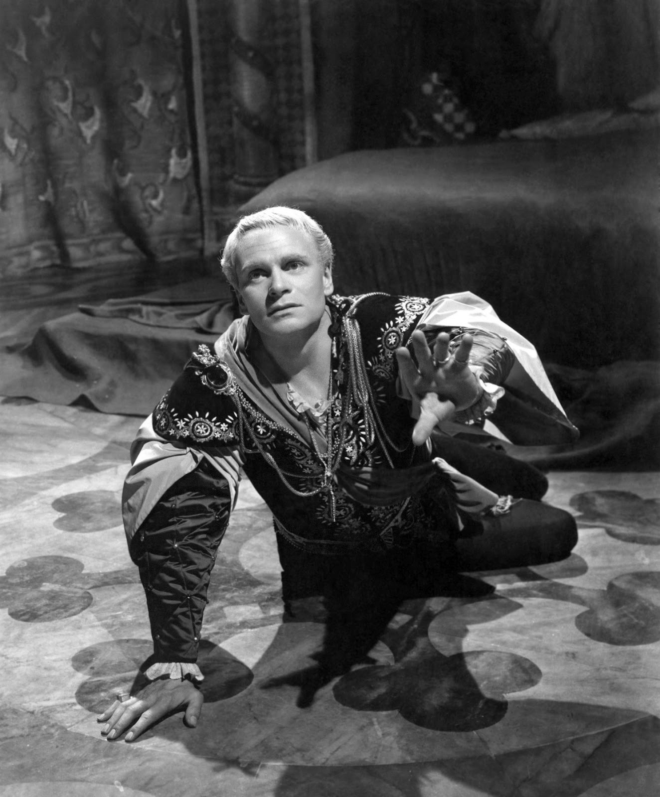why hamlet was so hesitative in Polonius tells _____ to spy on his son _____ in paris banter with r & g shows hamlet isn't great friends with them or they don't recognize him because he's changed so much which do you think hamlet shows he's suspicious of their motives in coming to court. why hamlet was so hesitative in Polonius tells _____ to spy on his son _____ in paris banter with r & g shows hamlet isn't great friends with them or they don't recognize him because he's changed so much which do you think hamlet shows he's suspicious of their motives in coming to court.