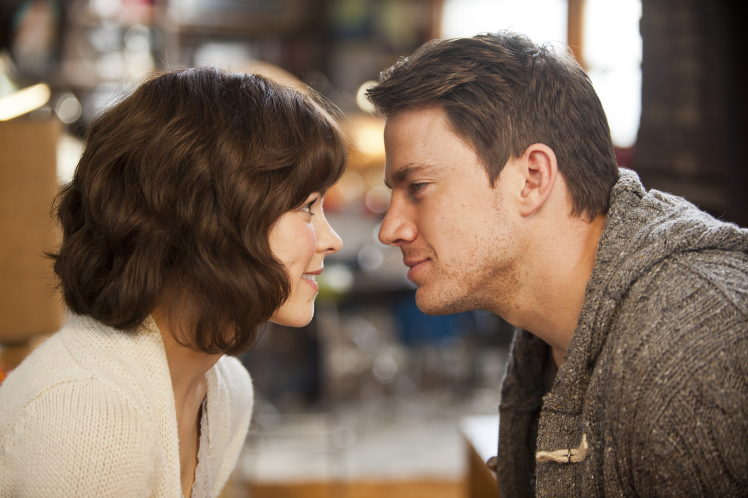 http://4.bp.blogspot.com/-pLKxbpnlc1Y/Tw_1GPASd6I/AAAAAAAAj7g/HxC8k63qufk/s1600/TheVow2.jpg
