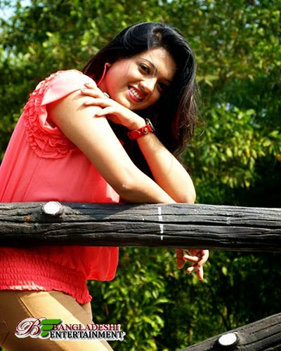 Bangladeshi Singer Kornia