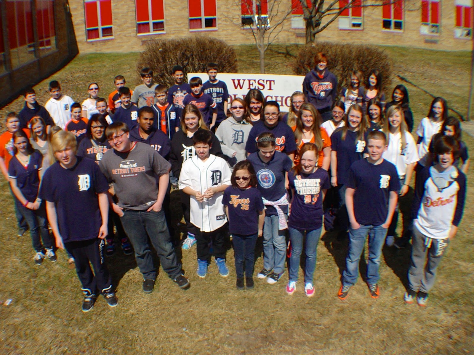 Talking Taylor Schools WEST MIDDLE SCHOOL Go West and go Tigers!