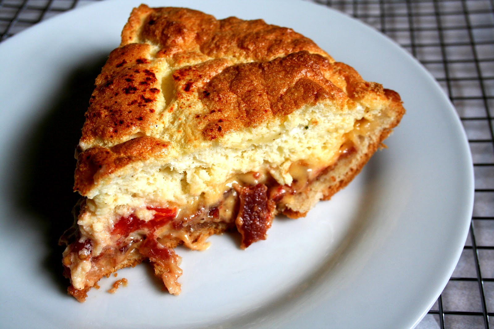 37 Cooks Bacon, Egg, and Tomato Pie