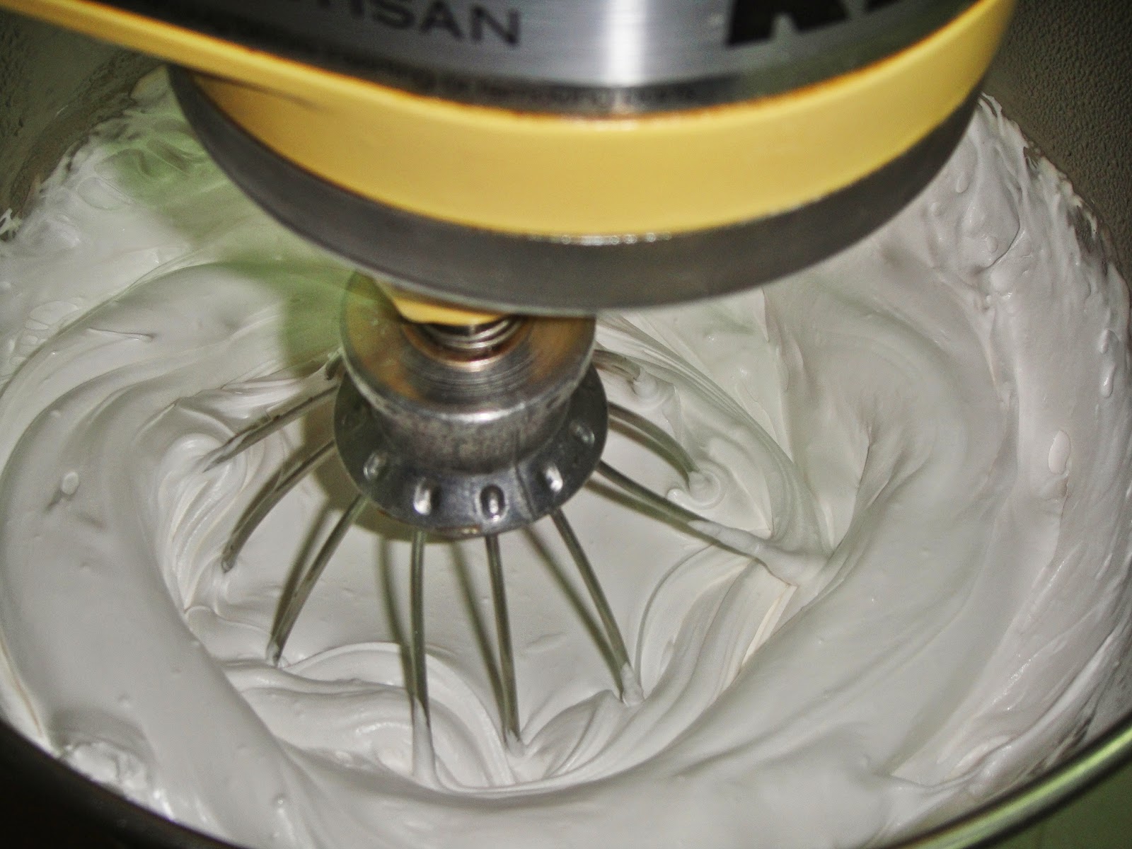 Maryam's Culinary Wonders 800. HomeMade Marshmallow (No Thermometer!)