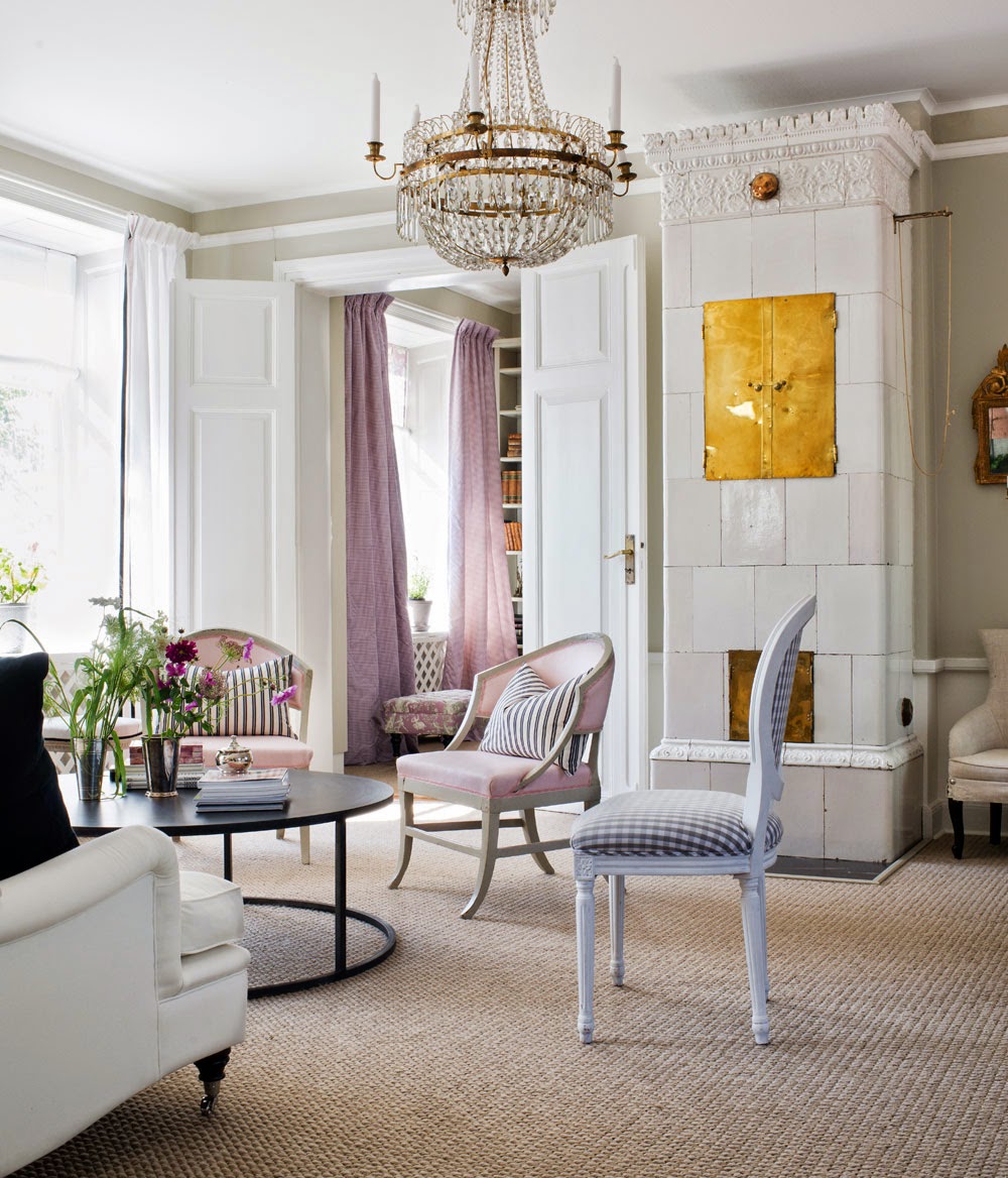 Ein schwedisches wohnzimmer mit kachelofen christine oertel ...