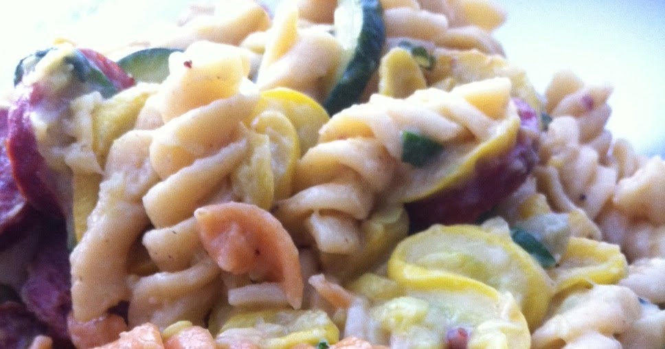 See.Try.Eat Summer Vegetable Alfredo Pasta