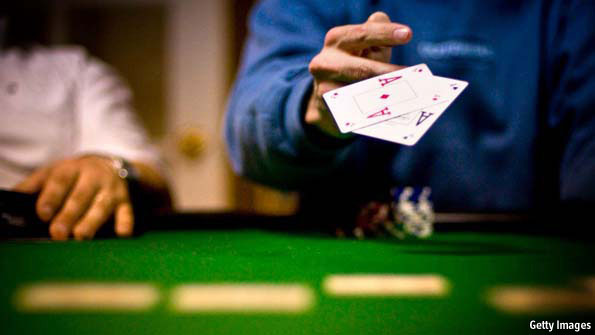 Poker game theory