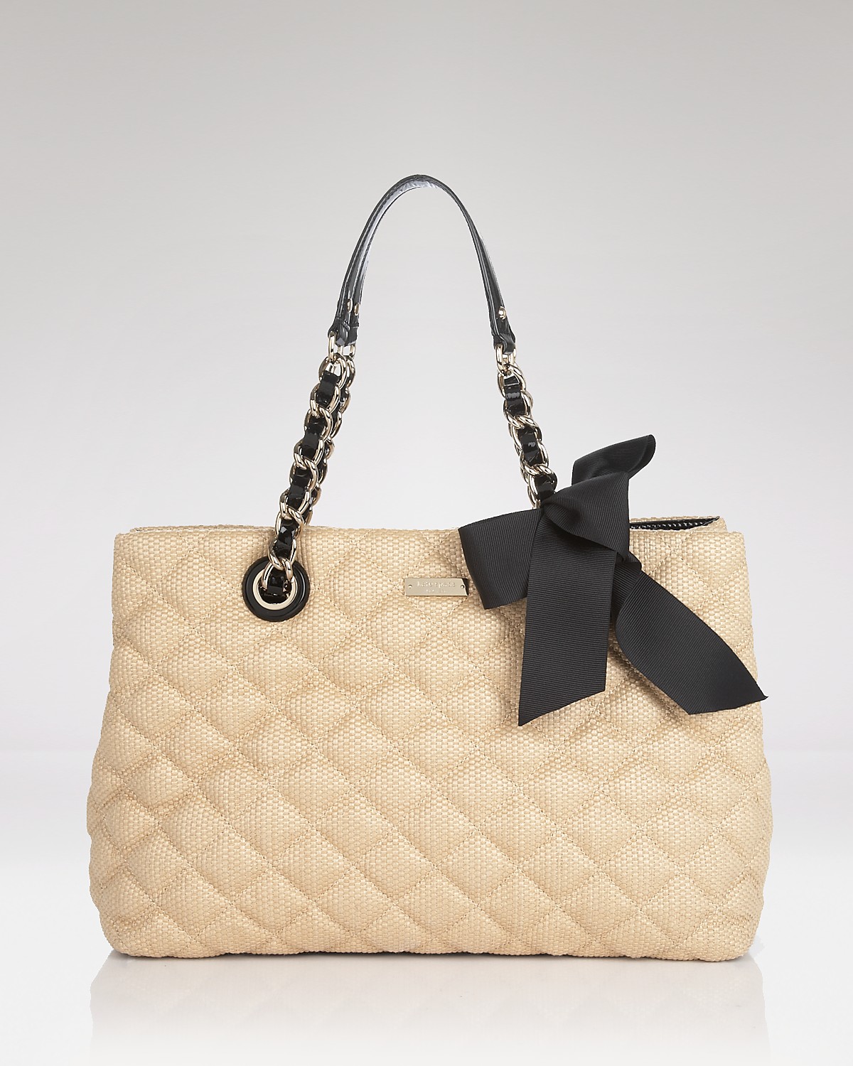 http://4.bp.blogspot.com/-pPh-VwBsh-Q/TznOZunynbI/AAAAAAAABCE/CGgAHHS7N6I/s1600/kate+spade+helena+bag+in+natural.jpg