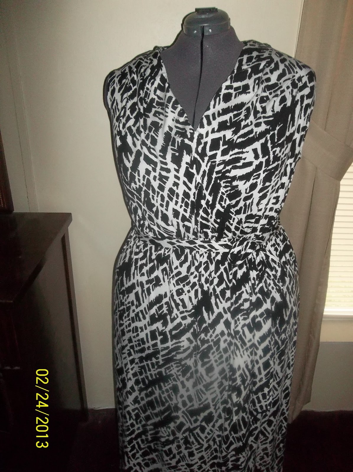 Sew Plus: Butterick 5764 Knit Maxi Dress