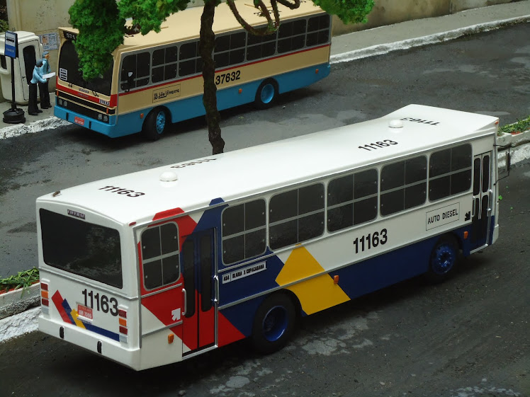 MINIATURA DE ÔNIBUS CIFERAL PADRON ALVORADA