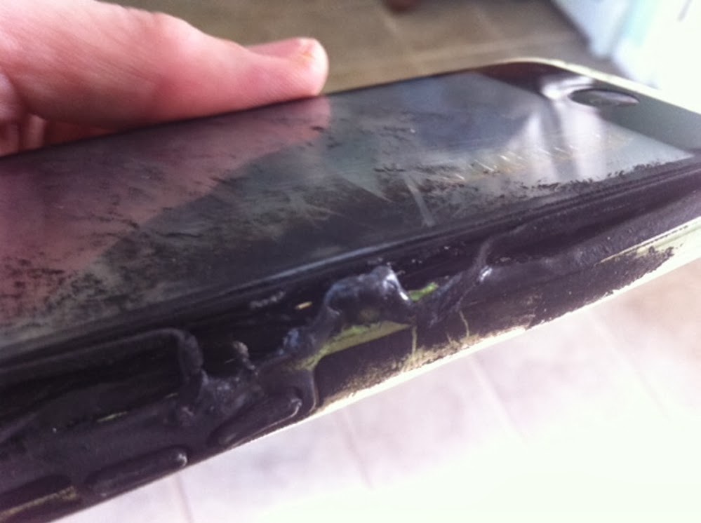 Teenage Girl Injured After iPhone 5c Catches Fire In Her Pocket