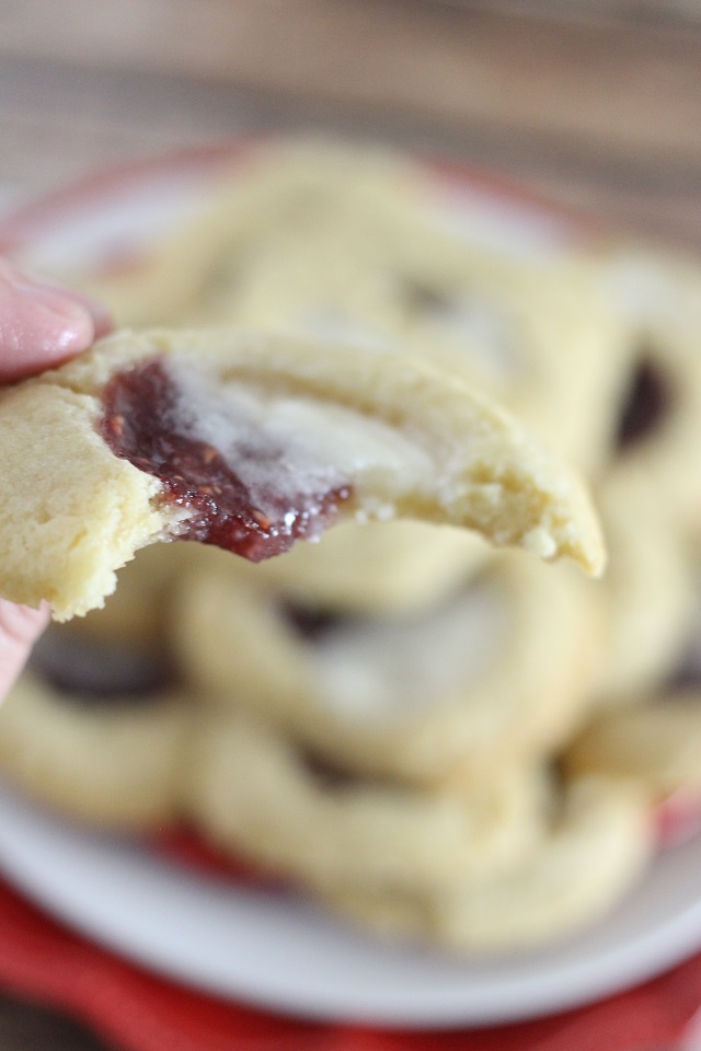 Mama Loves Food! Raspberry Cream Cheese Filled Sugar Cookies