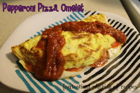 Pepperoni Pizza Omelets - pizza for breakfast or the best brinner ever, you decide! #breakfast #eggs #pizza #recipe