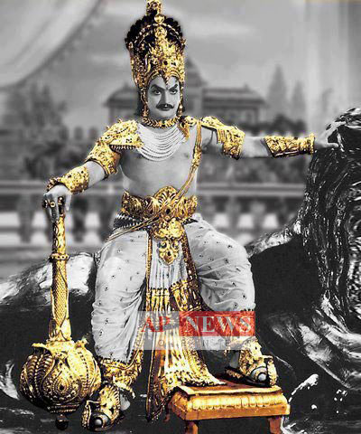 Legend-Sr.NTR-Gaari-Rare-Photos-021.jpg