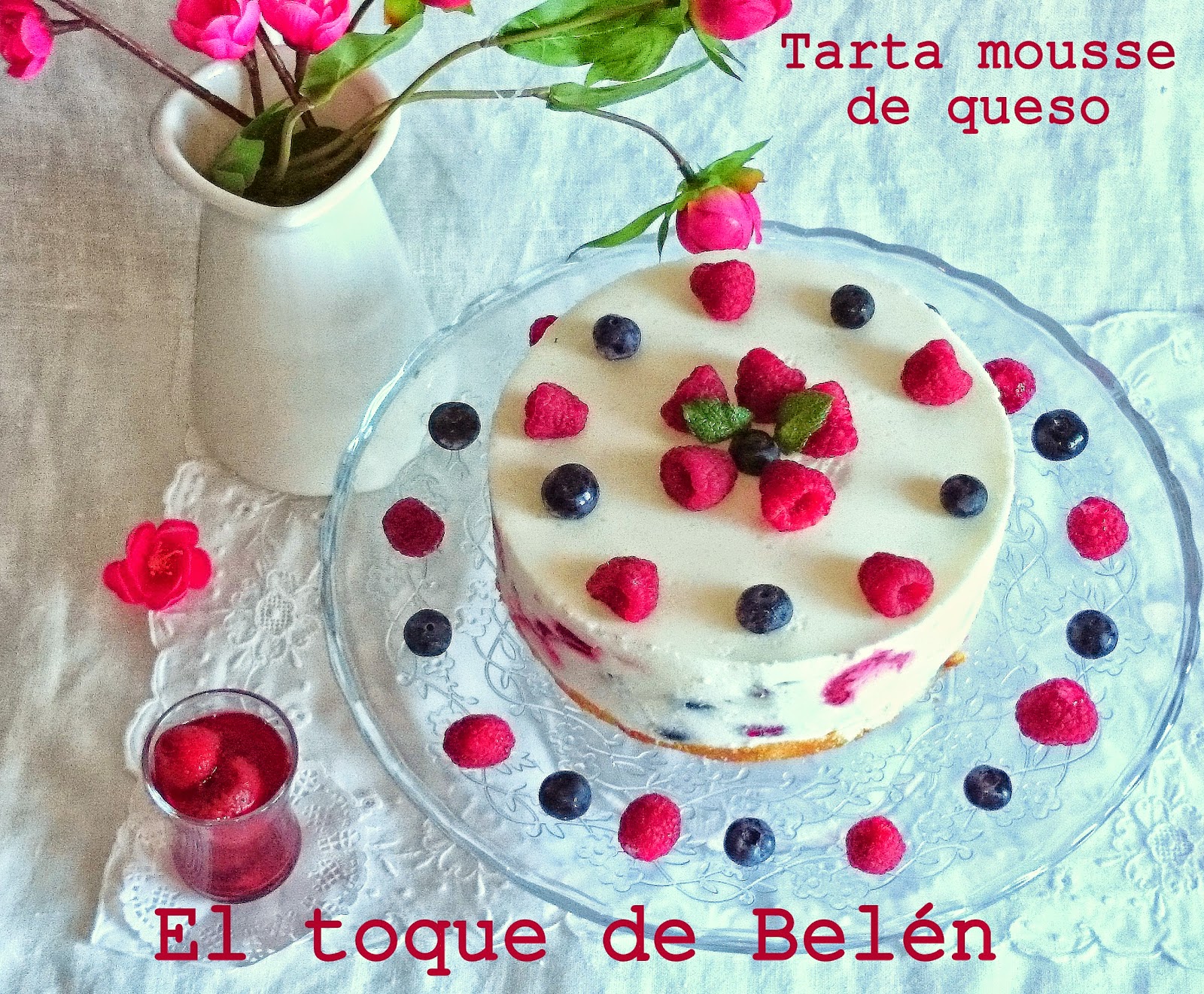 Cheesecake   Mousse Ligera Con  Frutos Del Bosque 
