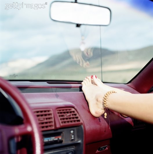 feet dash