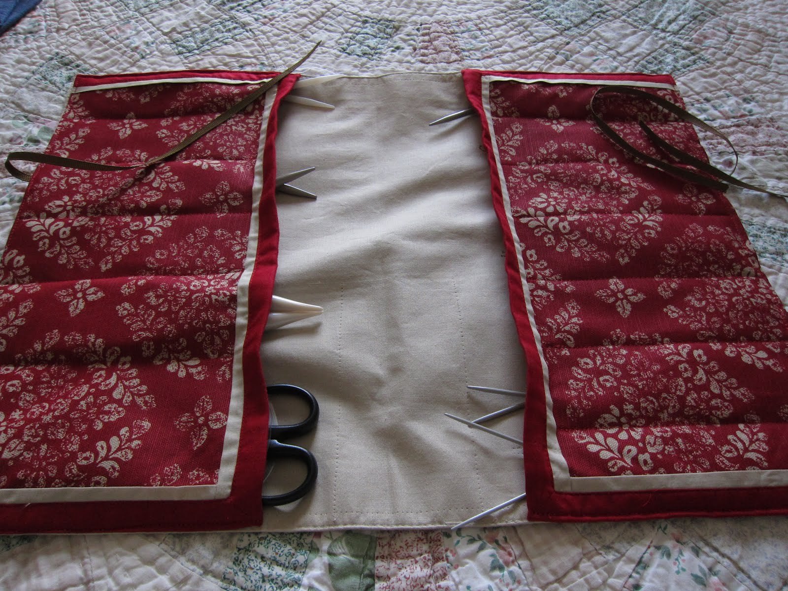 The Gauge Wars Circular Knitting Needle Case Tutorial
