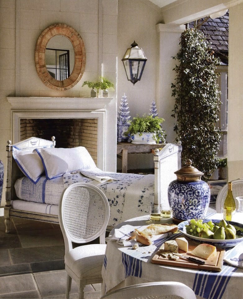 Boiserie & c.: camere da letto: 45 idee per ricreare lo stile ...