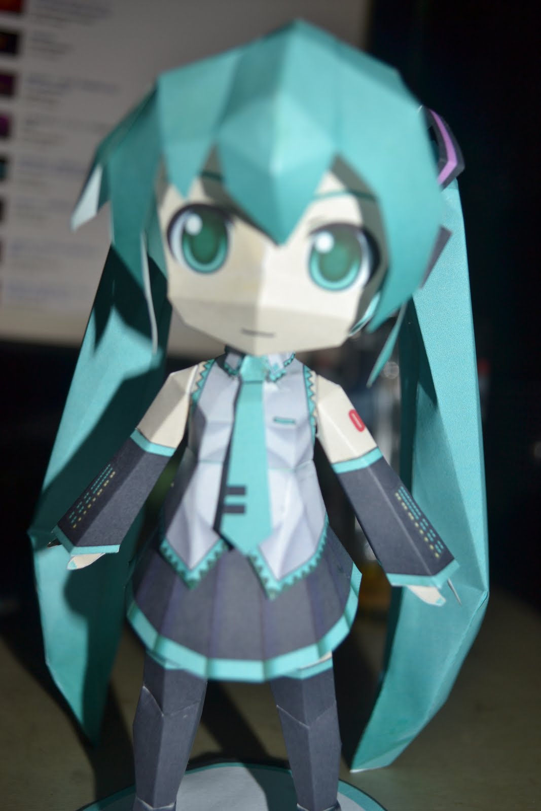 Turtle Royalty. Papercraft Miku Hatsune