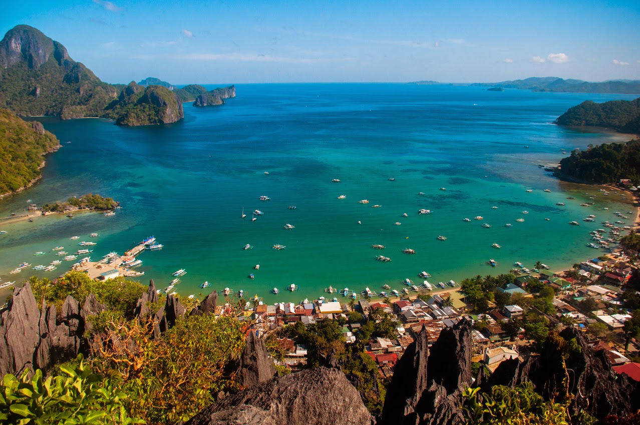 view of Bacuit Bay from Taraw Peak in El Nido, Palawan