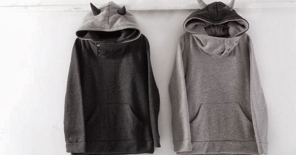 rina horn accent hooded pullover