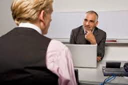 jovens no mercado de trabalho entrevista de emprego
