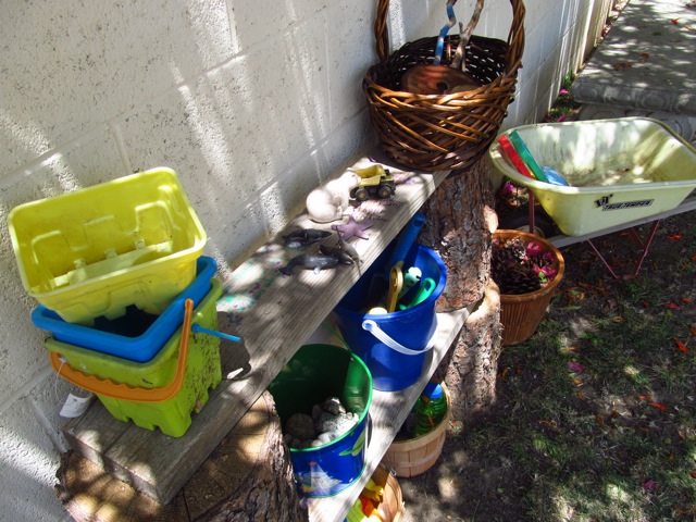 Backyard nature play station Backyard nature play station