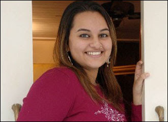 Sonakshi Sinha Fat Sonakshi Sinha Fat Pictures