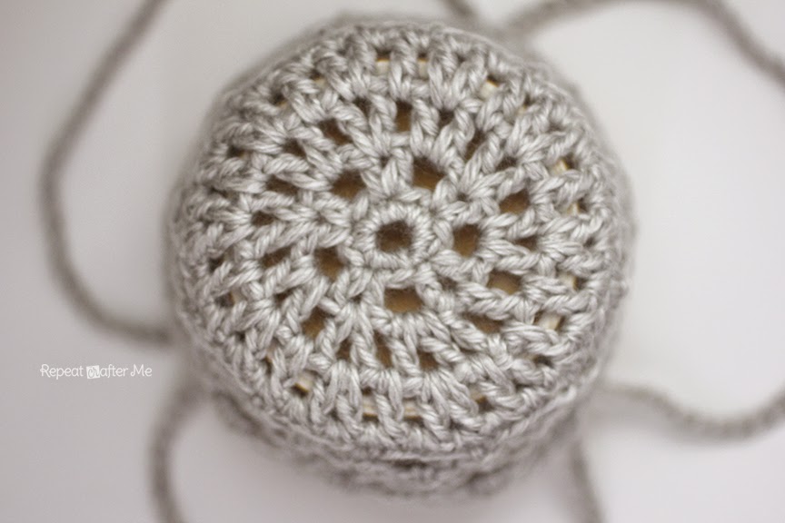 Repeat Crafter Me: Crochet Flower Pot Hanging Basket
