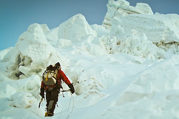 Escaladores chilenos lograron revivir hazaña en el Everest...