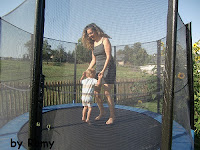 Hüpfspaß im Trampolin