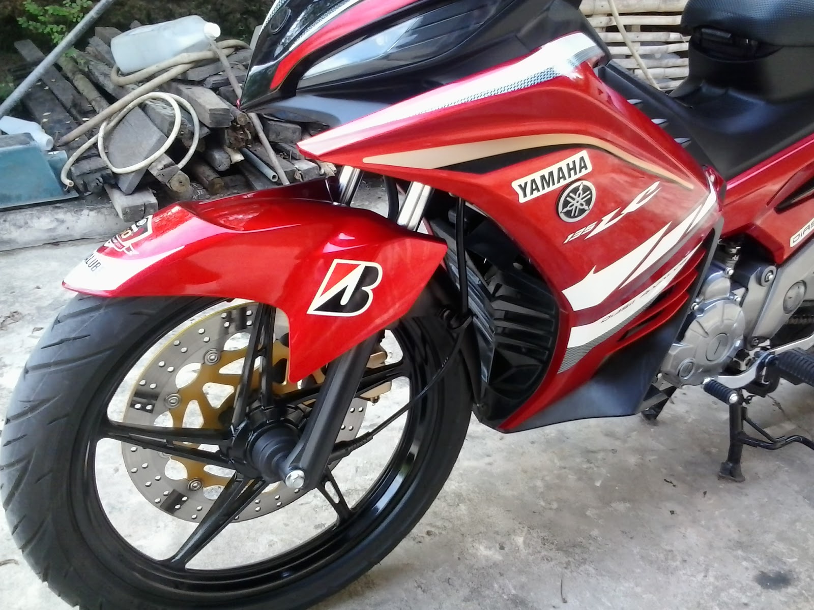 Modifan Mx modifikasi motor new jupiter mx karya anak bontang Modifan Mx modifikasi motor new jupiter mx karya anak bontang