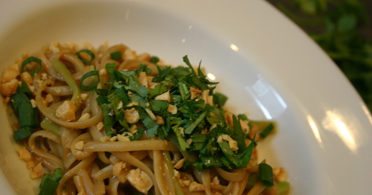 Ellie Bluebell's House Peanut Noodles with Tofu and Broccoli