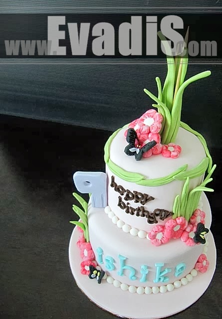 Top view pictures for red flower cakes