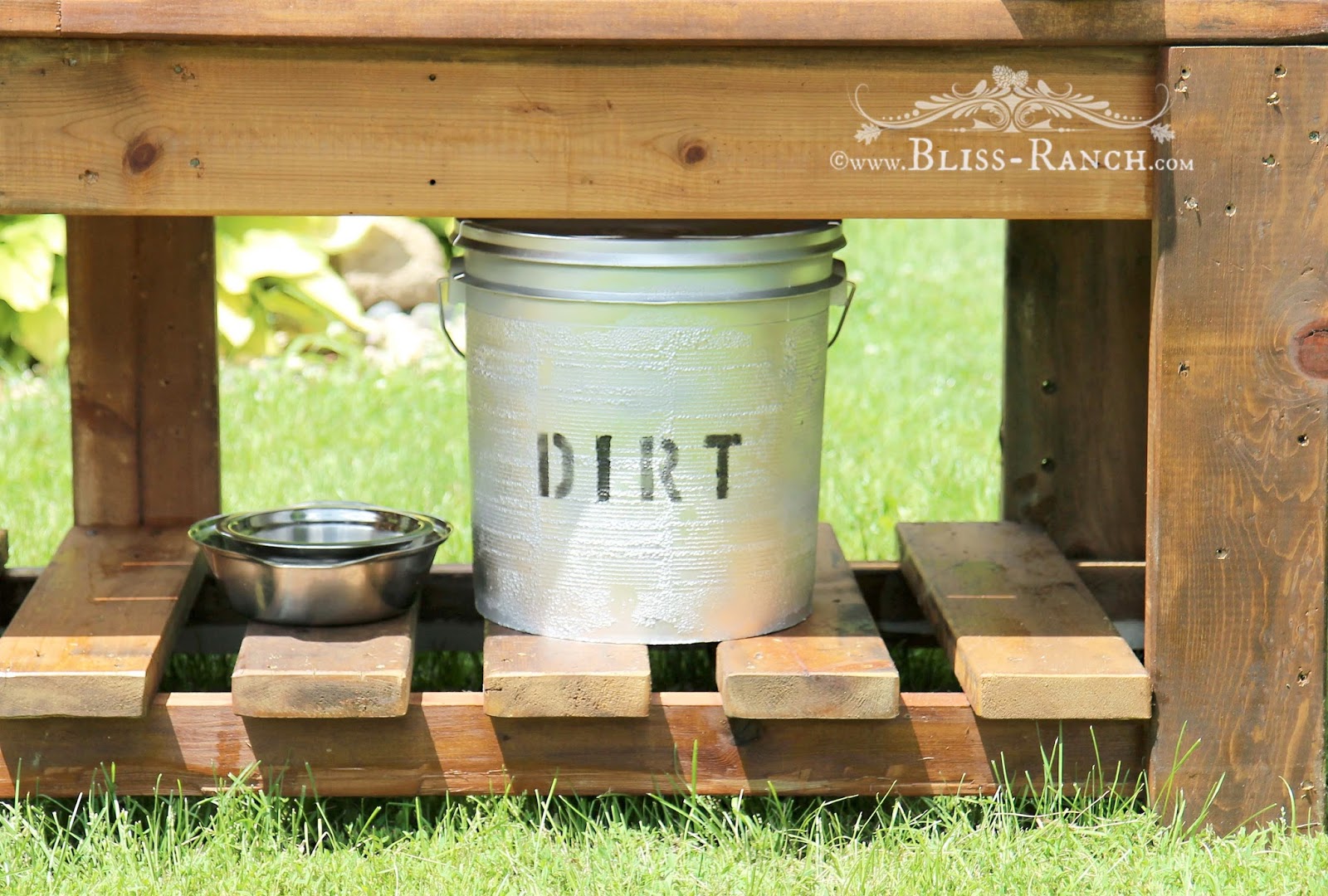 Bliss Ranch Mud Pie Station