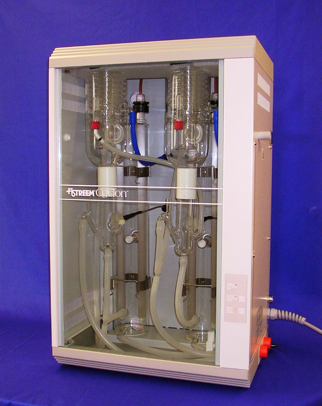 Máy cất nước 2 lần, 4L/h Cyclon WSC-044