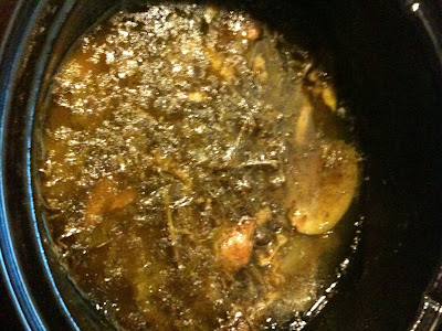 making homemade chicken stock