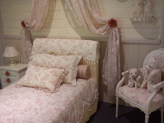 Shabby & Country Life: Fai da te...la boiserie Shabby & Country Life: Fai da te...la boiserie