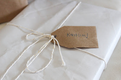 cute eco friendly gift wrapping for the Christmas holidays