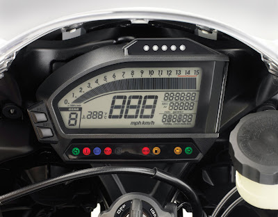 Honda CBR 1000 RR_d.jpg