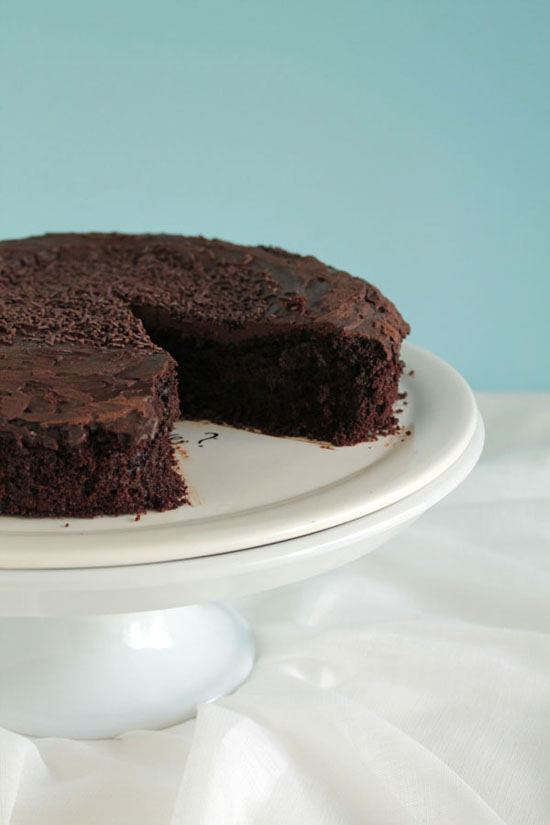 Vegan-chocolate-cake