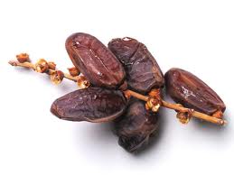 kurma kering kurma kering, berapa harga buah kurma kering?, manfaat buah kurma