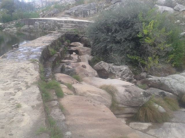 Açude em Pedra