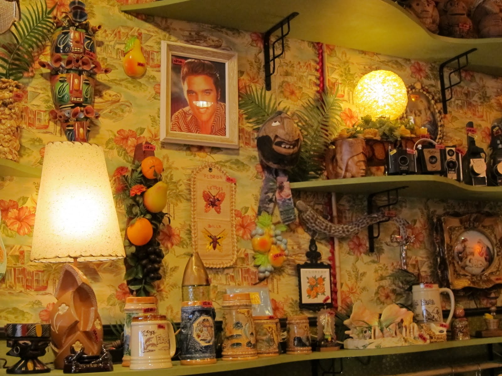 A taste of Vintage Kitsch In the Mood for Trend