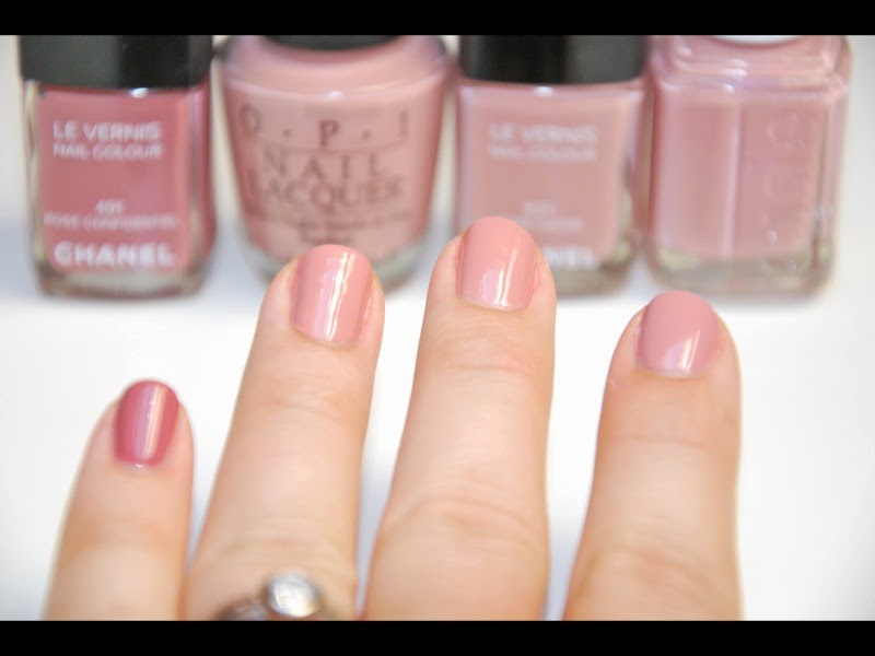 Schone Nagellacke Chanel Rose Cache 521 Im Vergleich Zu