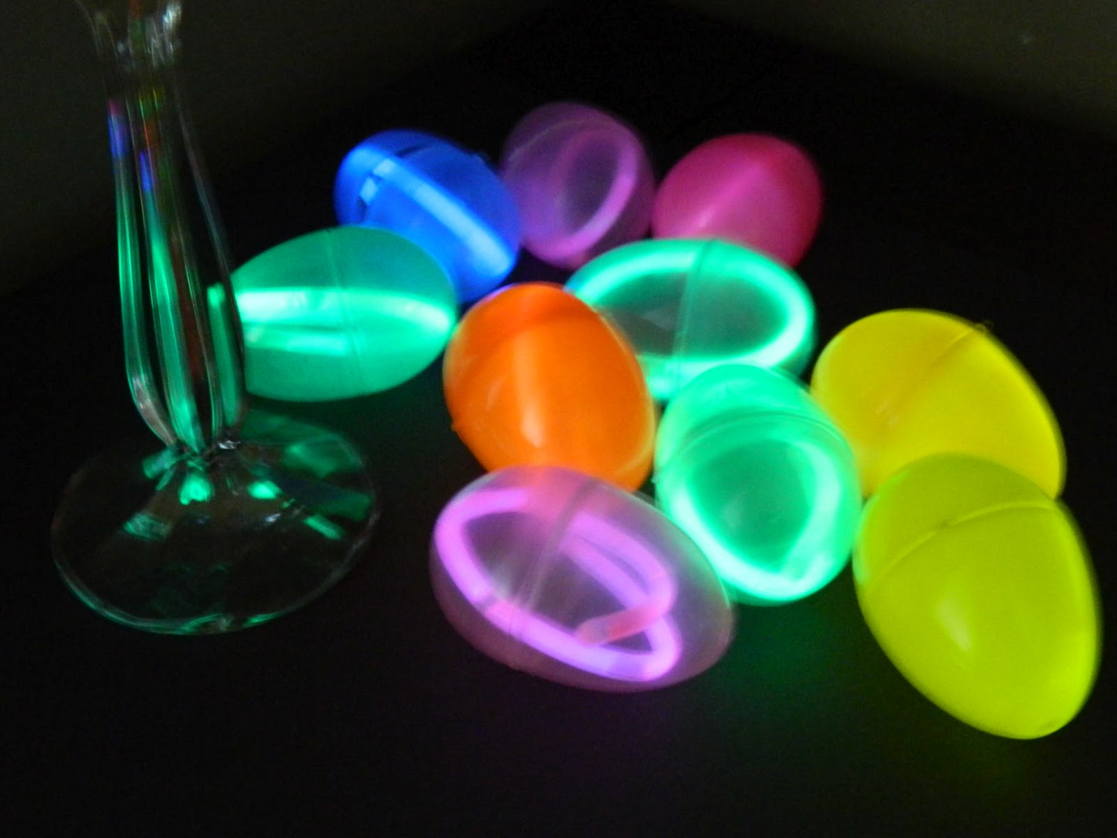 Recipe, Travel and Family Blog Purple Oven Mitt How to Create Glow