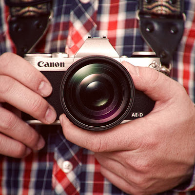 Fotografia della Canon mirrorless secondo il designer David Riesenberg