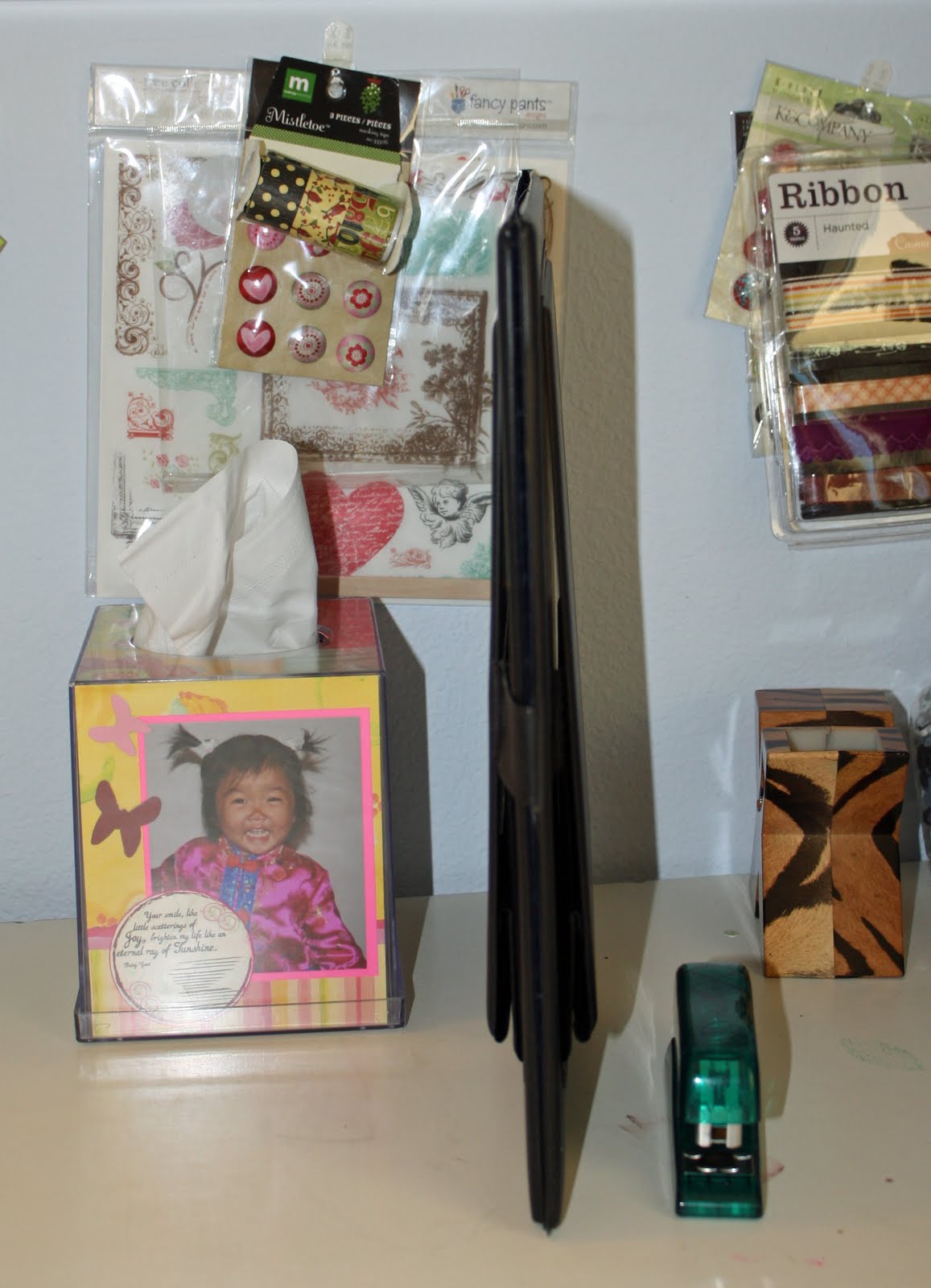 Lala's World Scrap'n Easel review and GIVEAWAY