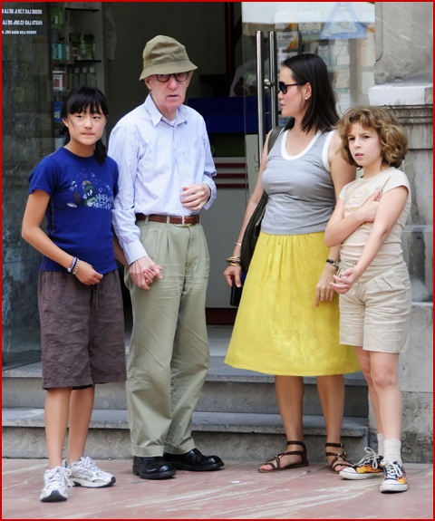 Celebrity Gossip and Entertainment News: Woody Allen Dreads Raising