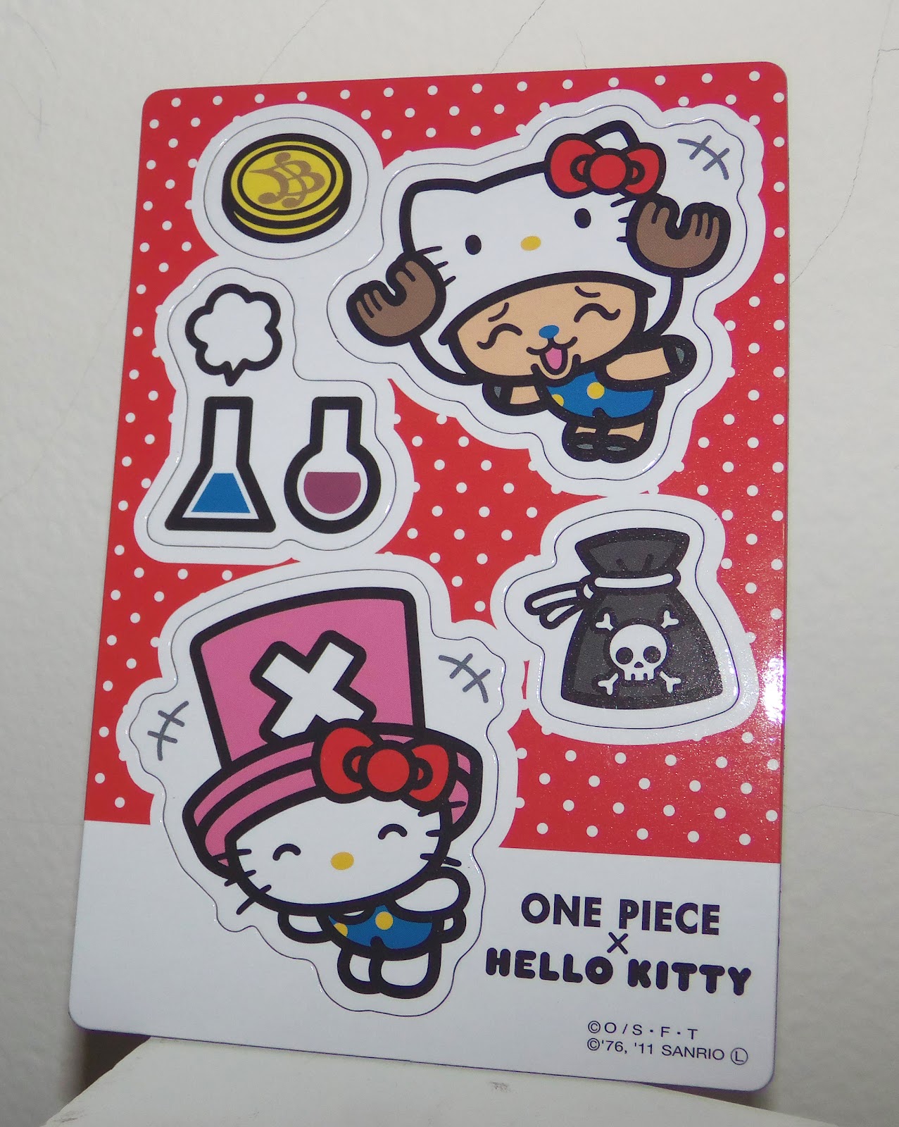 Japanese Snack Attack: One Piece Hello Kitty Gum & Magnet