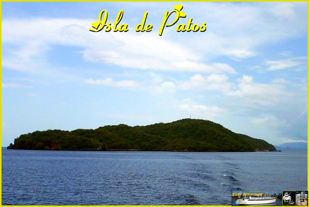 Sea Nomads vor Anker, Isla de Patos, Beachparty