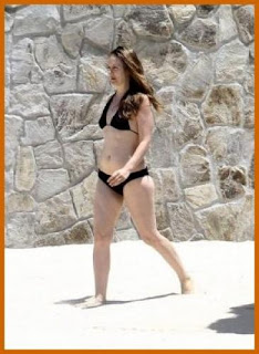 Alicia Silverstone in bikini.